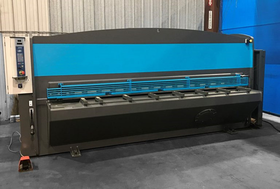 기계 자동화 E21s 시스템 QC12Y-4x3200을 깎는 박판 금속 Cnc 단두대