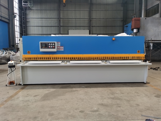 8 밀리미터는 기계 제조사 QC12K-8x3200을 깎는 Nc 수력이 방해합니다